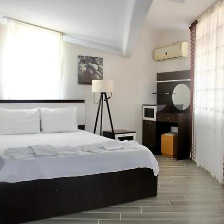 Nehir Apartment