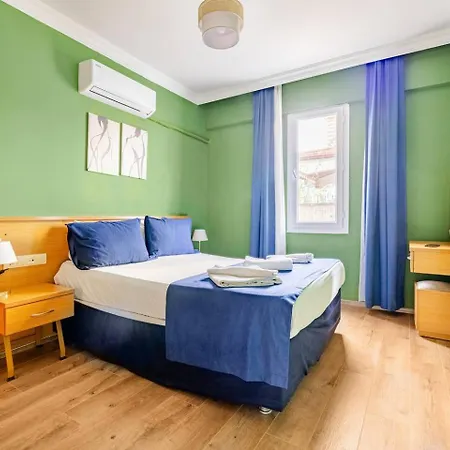 Nehir Φετιγιέ